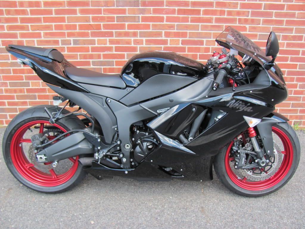 FS 08 Ninja ZX 6R Special Edition 3,700 miles Kawasaki World